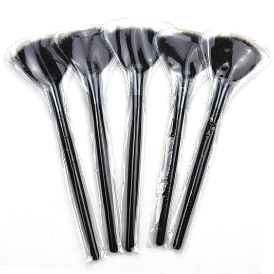 Fan Shaped Beauty Makeup Brush