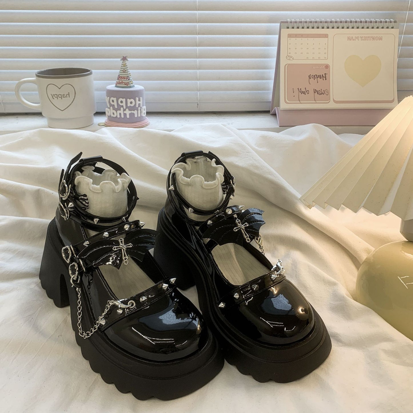 Fashion Bat Cosplay Metal Chain Buckle Lolita Shoes