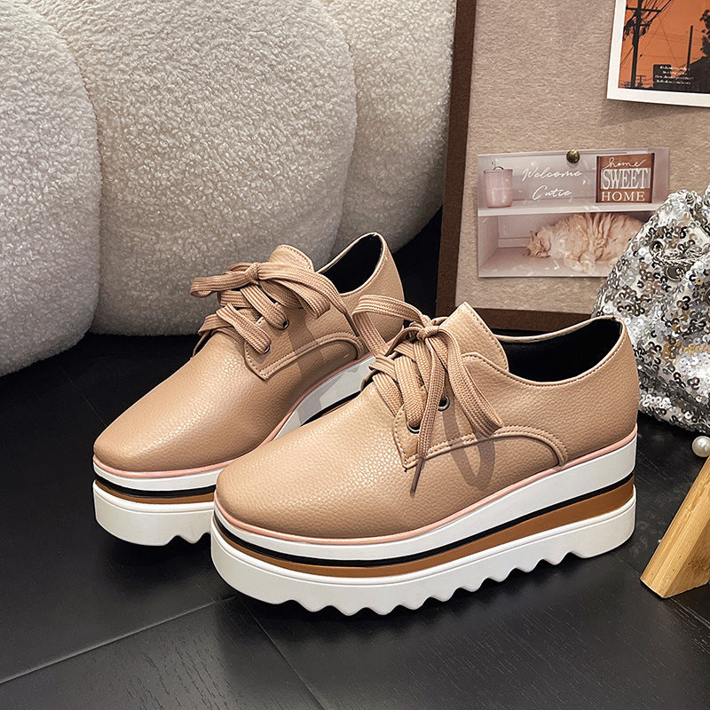 British Style Brogue Lace-up Square Toe Platform Pumps